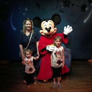 Meet your Posher, Lori